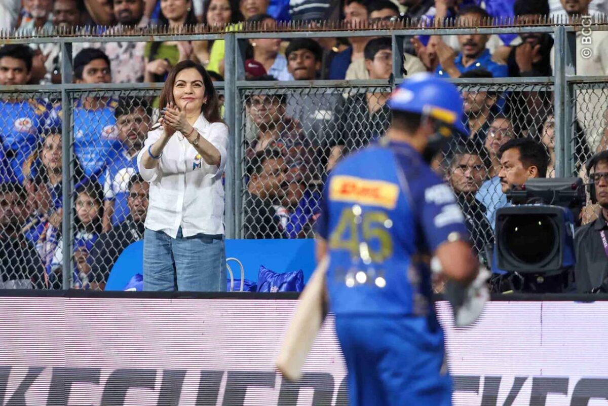 MI vs KKR (IPL 2026): वानखेड़े में मुंबई इंडियंस की ऐतिहासिक जीत, 221 रनों का लक्ष्य हासिल कर केकेआर को 6 विकेट से हराया